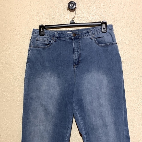 Angel Premium Jeans Pants 14 Blue Medium Wash Straight High Rise Stretchy Cotton - Picture 4 of 14